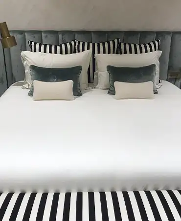Confection de tête de lit en tapisserie d'ameublement à Nice (06)